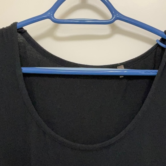 Elie Tahari Tee in Large - Picture 2 of 5